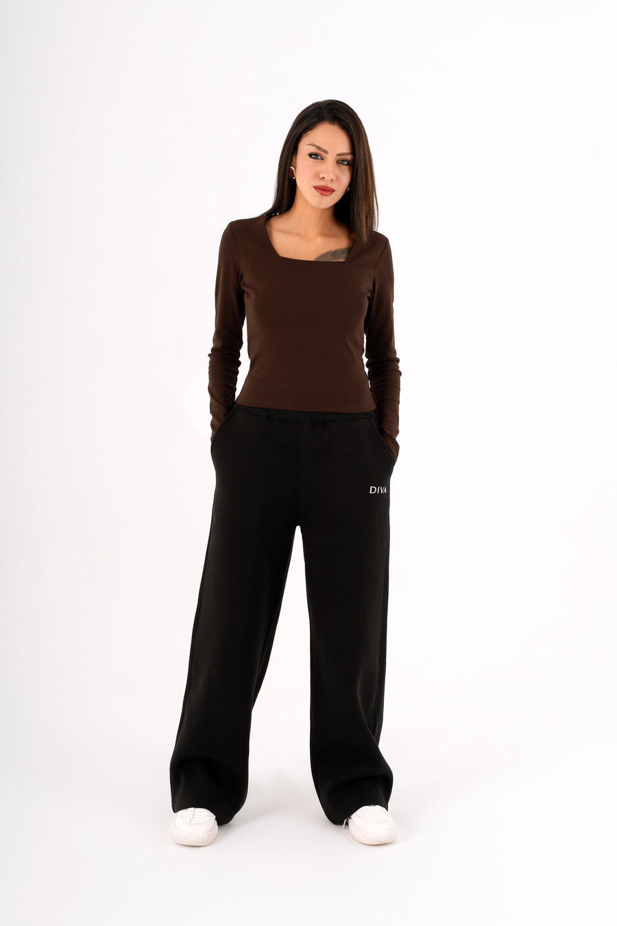 DIVA Wide-Leg Sweatpants – Black